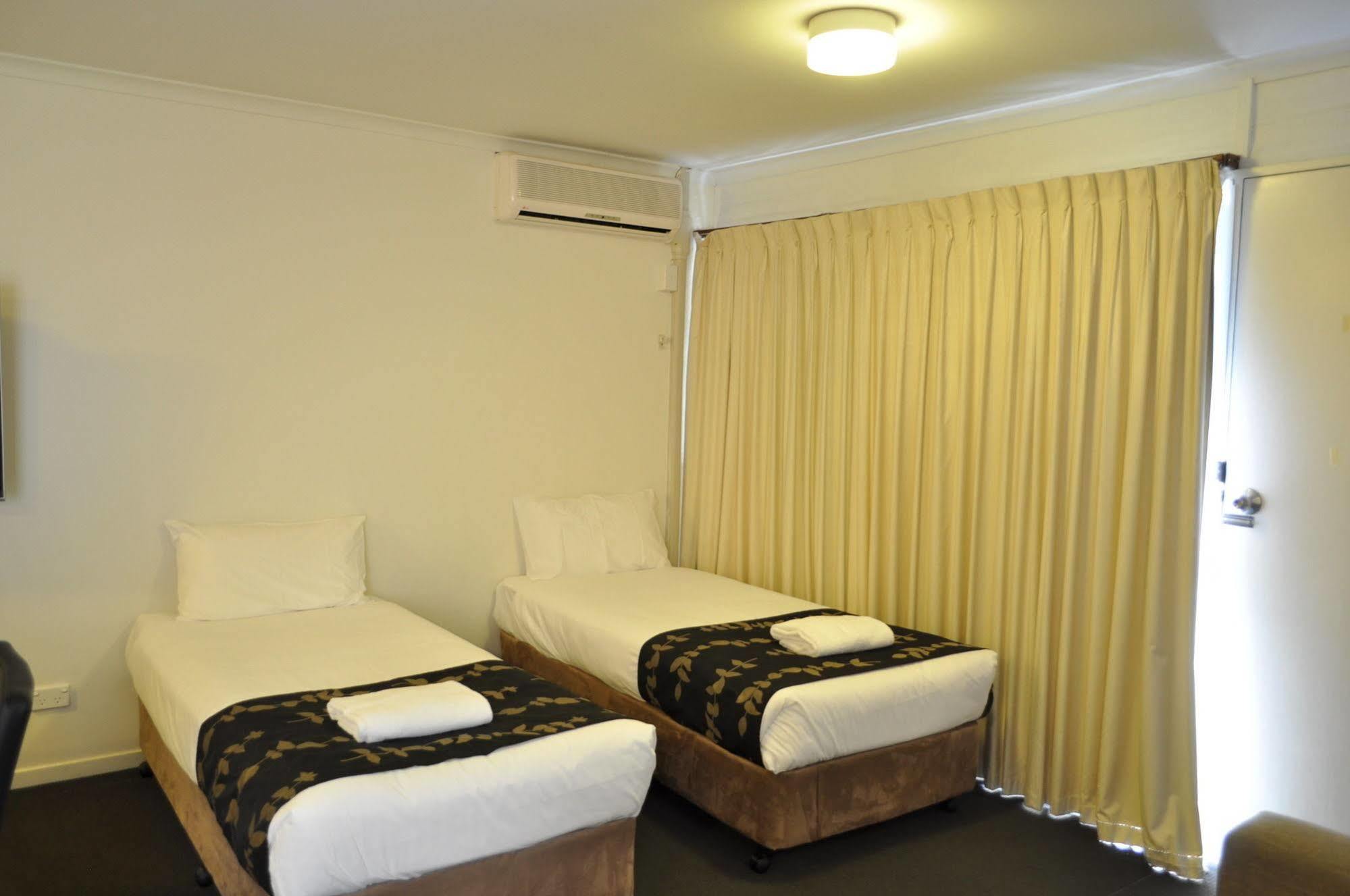 Albury Burvale Motor Inn Exterior foto